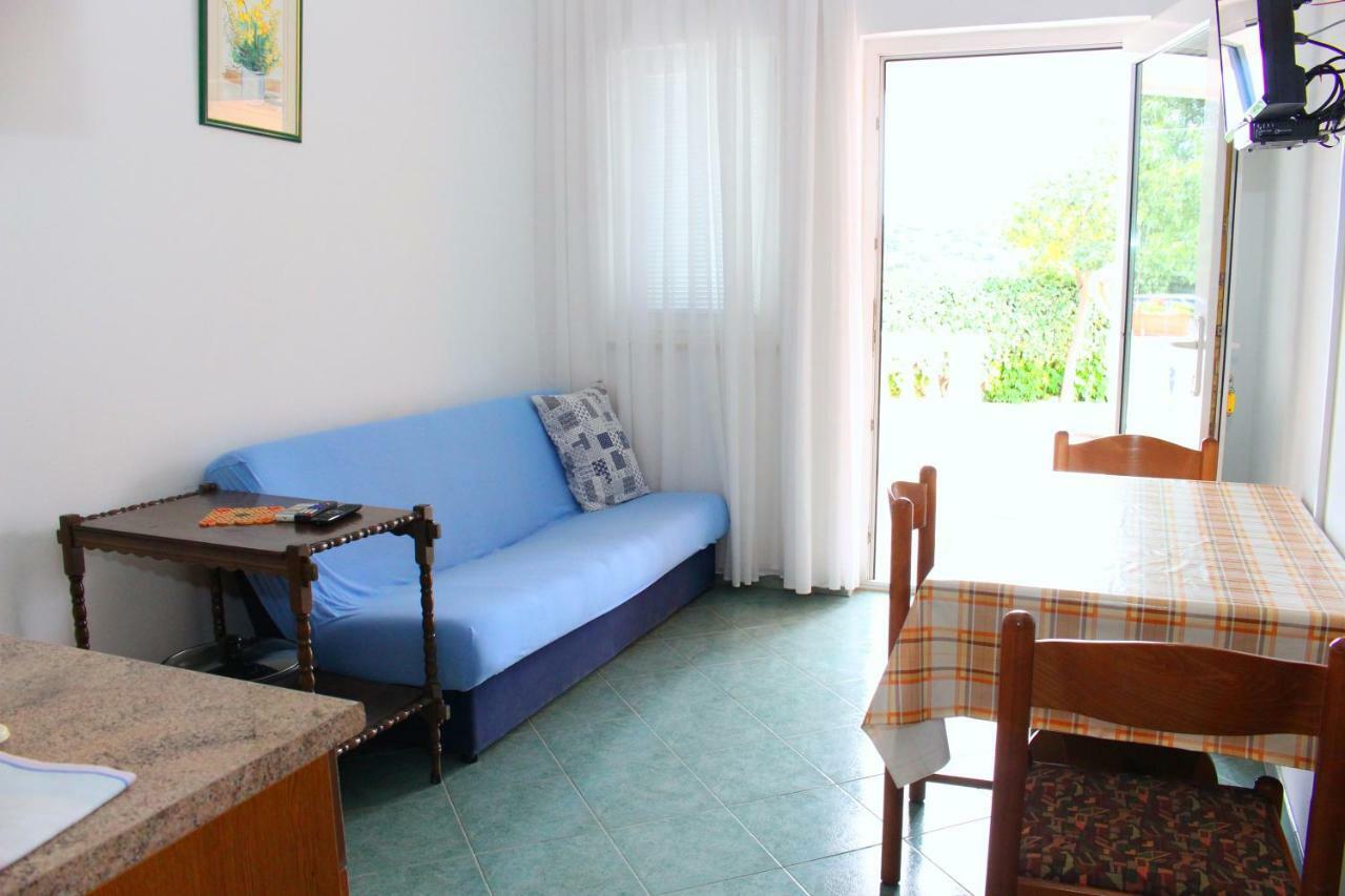 Apartments Tonka Primosten Luaran gambar