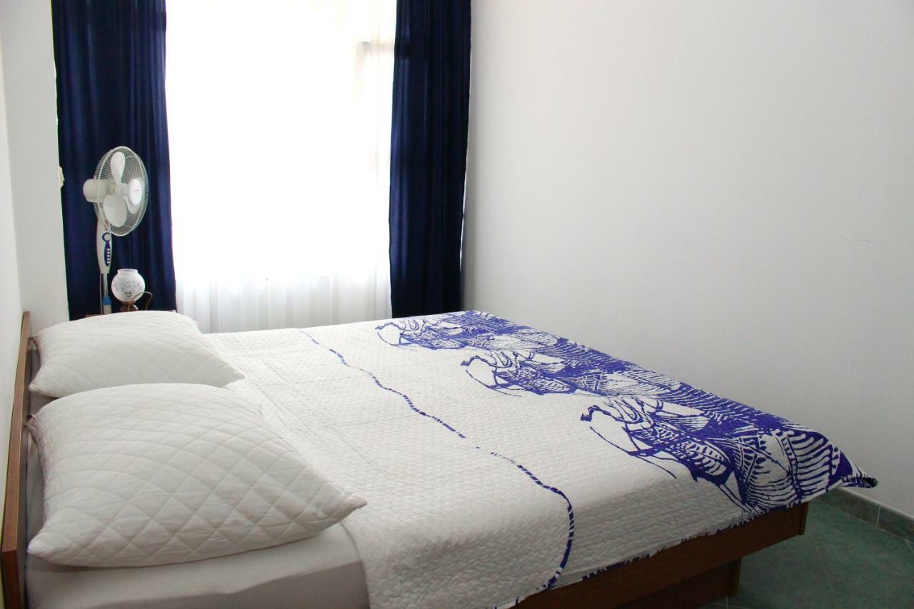 Apartments Tonka Primosten Luaran gambar